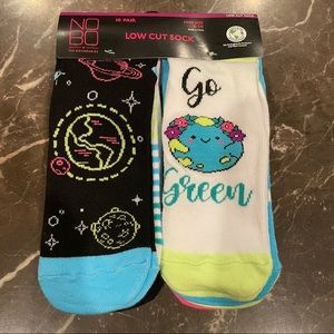 Earth “Go Green” & Planets NO BOUNDARIES - 10 Pair Low Cut Socks - 10 Designs
